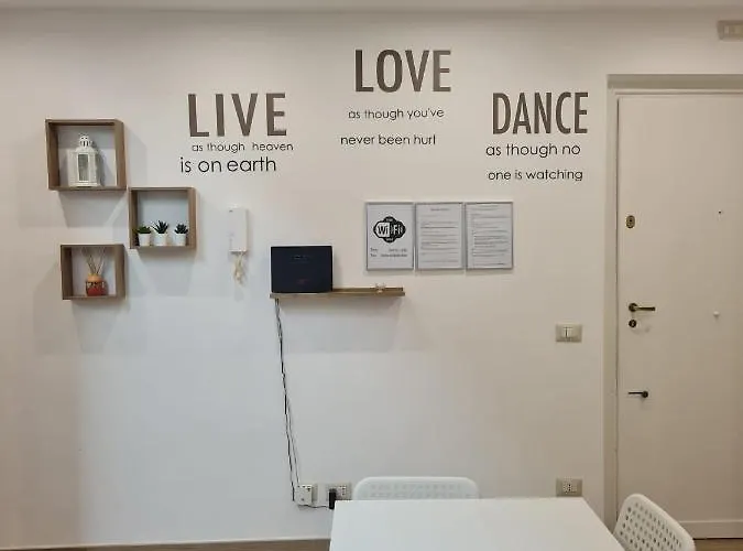 Domus Lidia - Non Fumatori Apartment